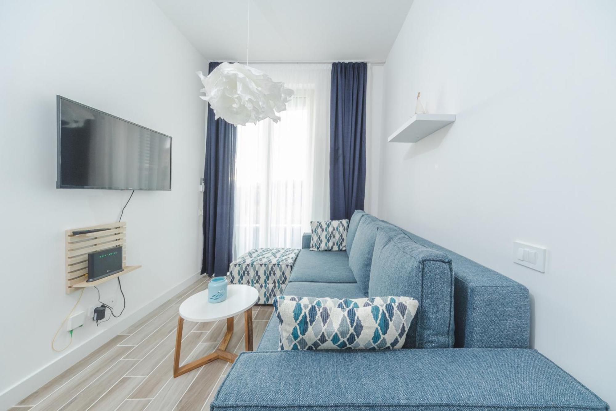 Bečići La Barca Apartments מראה חיצוני תמונה