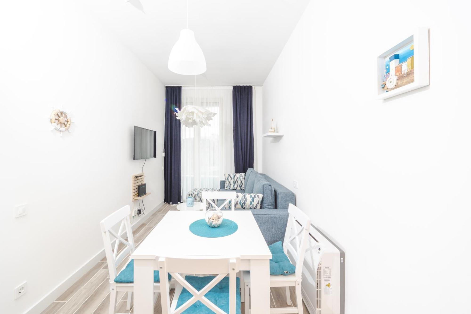 Bečići La Barca Apartments מראה חיצוני תמונה