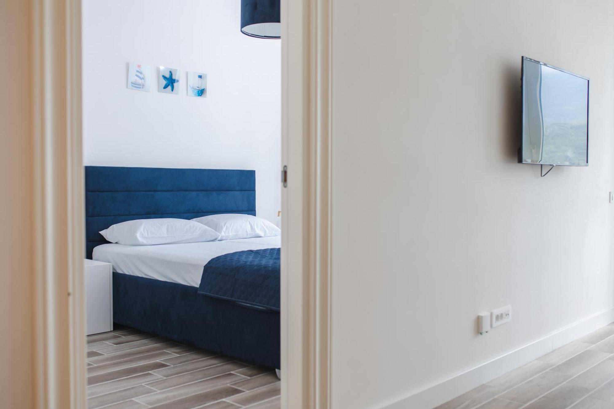 Bečići La Barca Apartments מראה חיצוני תמונה