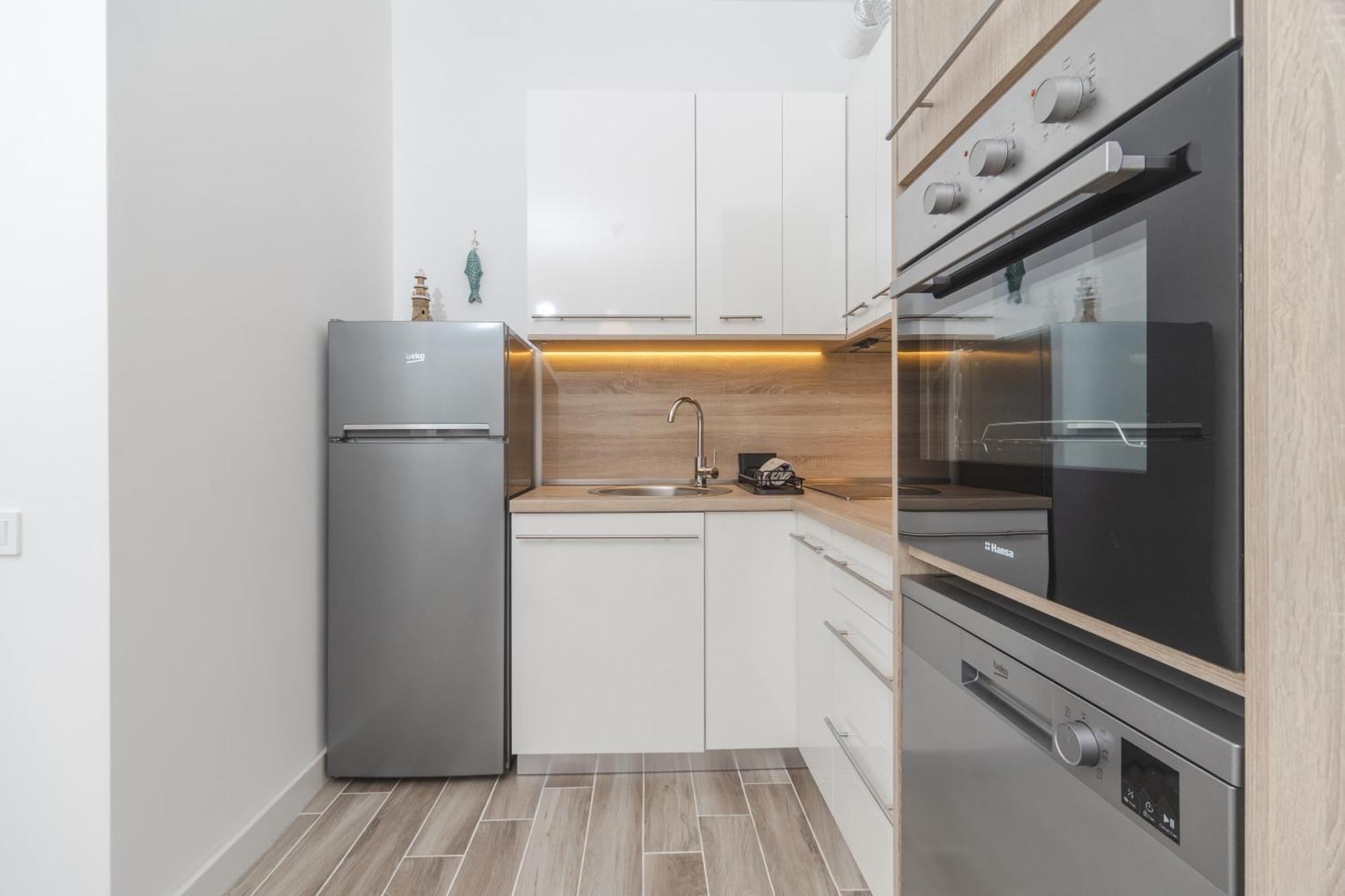 Bečići La Barca Apartments מראה חיצוני תמונה